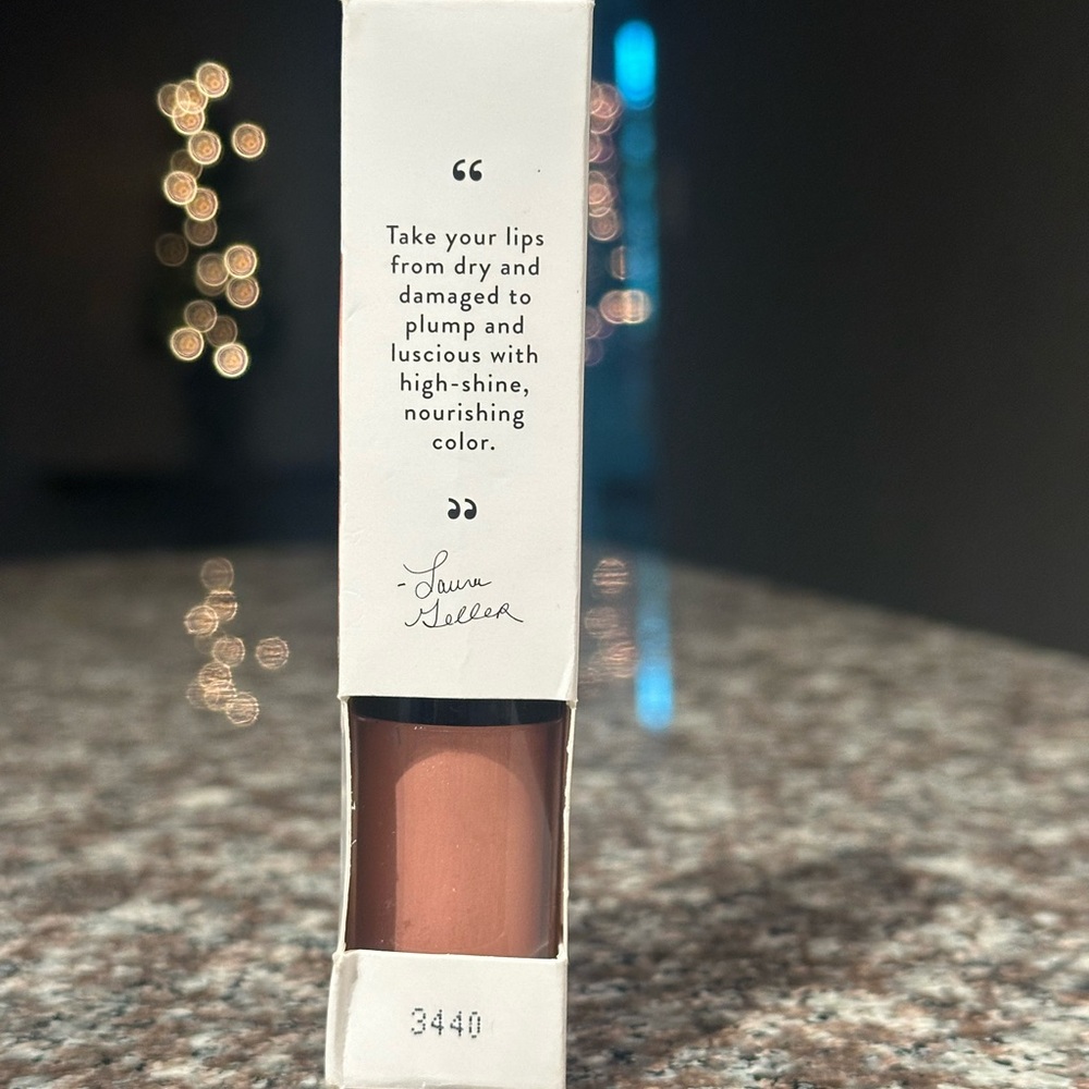 Laura Geller Treat-N-Go Tinted Lip Oil - FINISH LINE - Picture 4 of 4